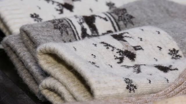 История одной вещи | ВЯЗАНЫЕ ИЗДЕЛИЯ ИЗ НАТУРАЛЬНОЙ ШЕРСТИ: варежки, перчатки, носки, гольфы смотреть онлайн