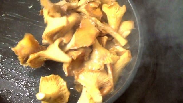 Rebozuelos con patatas смотреть онлайн