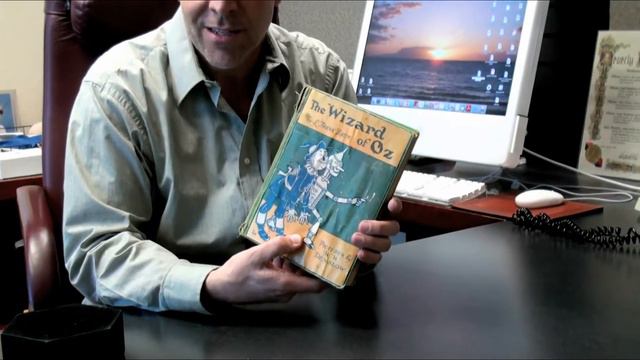 Auction interview with Joe Maddalena on Jack Haley's original cast signed Wizard of Oz book смотреть онлайн