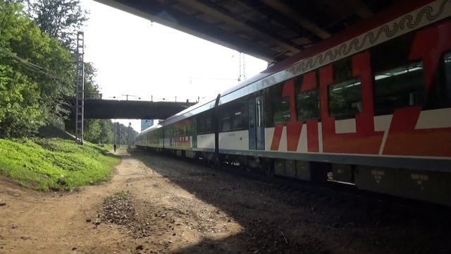 Электропоезд Иволга ЭГ2Тв-003 сообщением Нахабино-Подольск смотреть онлайн