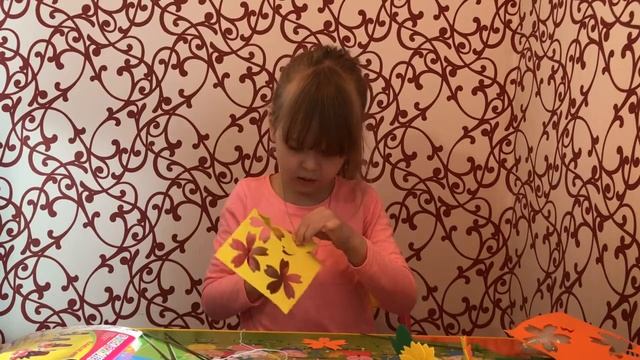 Занимаюсь творчеством. Еще одна красивая поделка. Яркие цветочки в горшочке смотреть онлайн