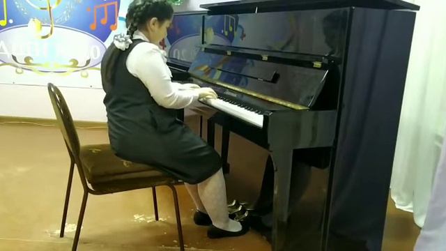 Айрапетян Лина, 2 кл. МБУДО "ДШИ 20" г Саратов. Р. Шуман - "Смелый наездник" смотреть онлайн