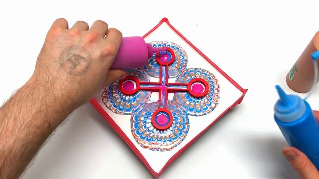 Crossed Circles - Testing a new Acrylic Pouring tool! Beautiful results! смотреть онлайн
