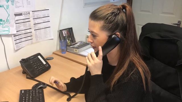 Booking Is Easy at Belle Vue Coaches! смотреть онлайн