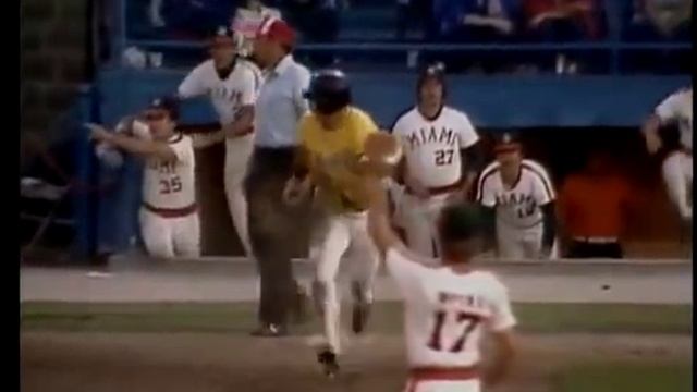 Miami pulls off 'The Grand Illusion' hidden ball trick in 1982 CWS смотреть онлайн