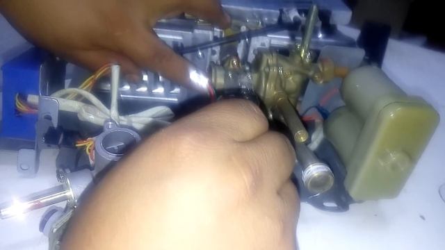 Calentador de paso da chispa pero no enciende que hay que revisar смотреть онлайн