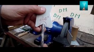 Точим сверла за минуту. Лучший лайфхак для точной, правильной и безопасной заточки сверла.