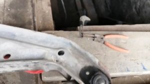 Ремонт передней подвески Nissan Primera, Bluebird