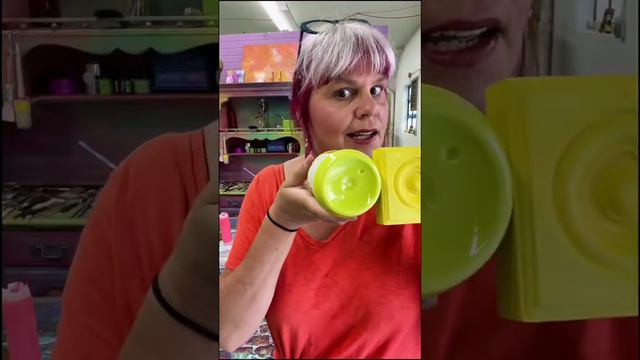What color is chartreuse? Nobody really knows 🤣 #chartreuse #chartreuseisthebestcolour #paintcolor смотреть онлайн