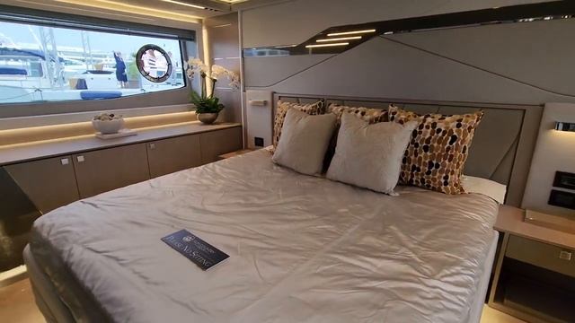 FERRARI, YACHTS AND MORE AT 2023 BOAT SHOW смотреть онлайн