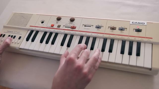 Casiotone MT-40 Demonstration смотреть онлайн