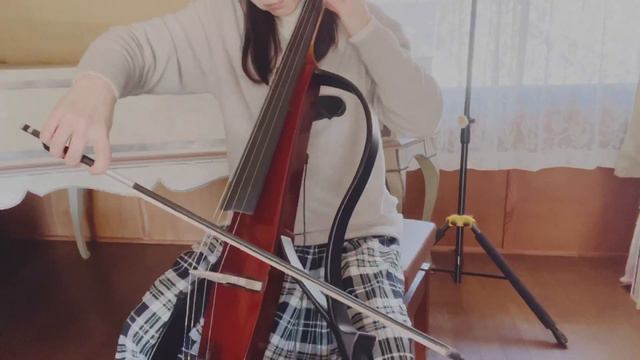 Minuet No.3 メヌエット第3番〜バッハ作曲　チェロ練習10ヶ月目の記録 смотреть онлайн