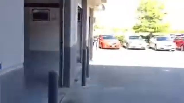 Acura Service Waiting Area - John Eagle Acura смотреть онлайн