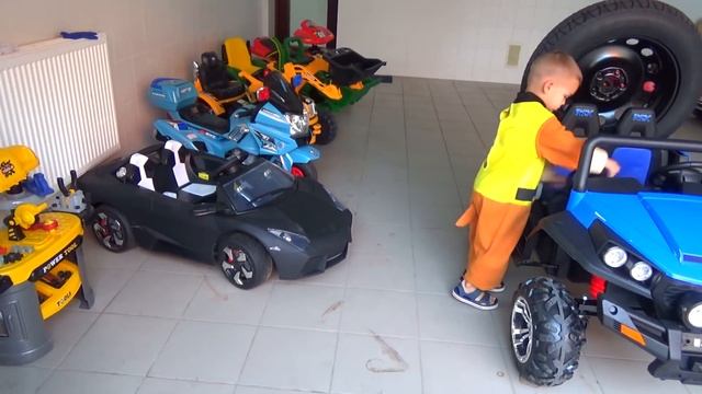 Отвалилось колесо у Bmw 5 | Дима и Машинки