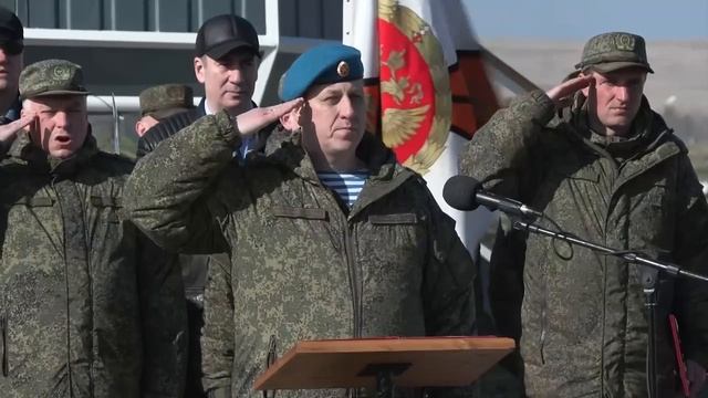 Кадры с торжественного вручения техники. смотреть онлайн