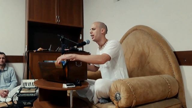 Воскресная Программа - Джайа Радха-Мадхава-Киртан (Мариуполь, 23 декабря 2018 г.) смотреть онлайн