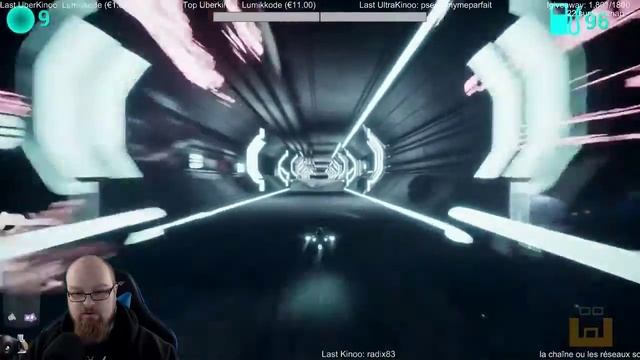 Découverte [YoloKinoo] - Deep Space Dash смотреть онлайн