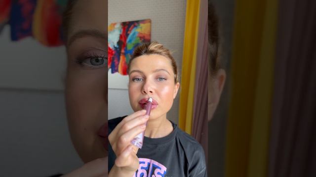 🫦CLARINS Natural Lip Perfector # 25 🍇#grwm #lipcombo #clarins смотреть онлайн