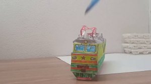 Обзор модели электровоза ВЛ82м-070 из бумаги
