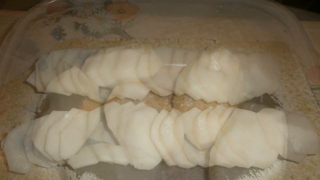Куриная грудка запеченная с луком без заморочек!Подходит тем кто только начал учиться готовить. смотреть онлайн
