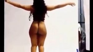 Большая Бразильская попа