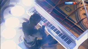 Илья Папоян - "Лунная соната", 3 часть, Л. Бетховен // Синяя птица 2016