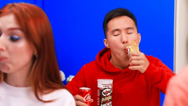 Меня удочерил директор школы смотреть онлайн