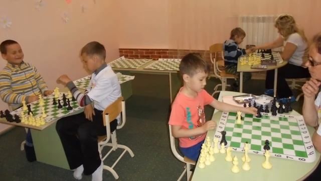 ШАХМАТЫ ДЛЯ ДЕТЕЙ ОМСК СТУДИЯ МАСТЕР 2 смотреть онлайн