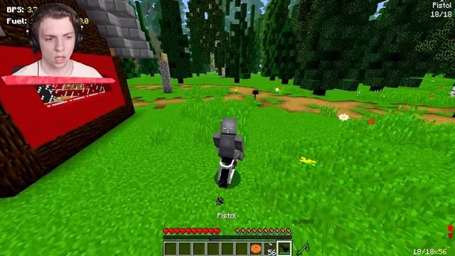 We Found SIREN HEAD In MINECRAFT! (scary) смотреть онлайн