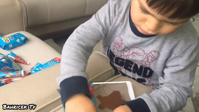 bahri kaan´a süpriz yaptım ozmo kafalar atıştırmalıkları ozmo cornet ozmo egg ozmo maceraları смотреть онлайн