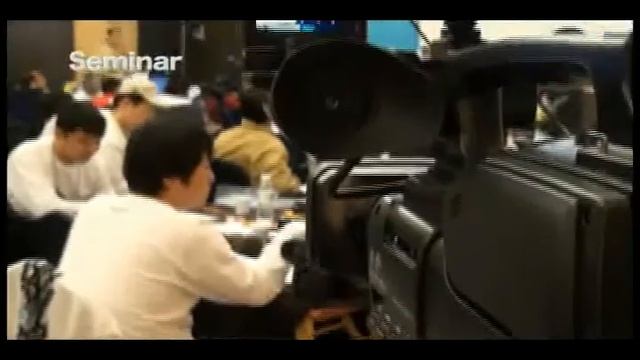 Cámara Sony HXR-MC2000N смотреть онлайн