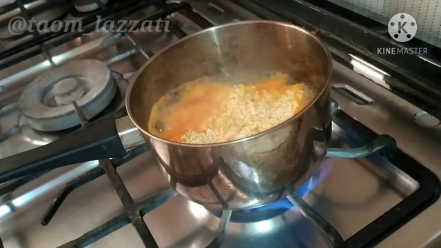 ГОТОВИМ ОЧЕНЬ ОЧЕЕЕНЬ ВКУСНЫЙ РАМЁН ???