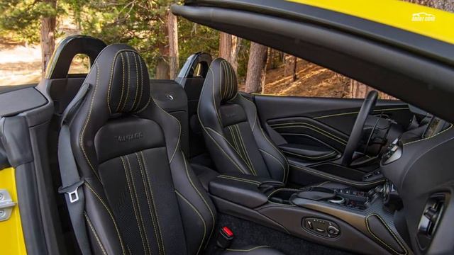 2021 Aston Martin Vantage смотреть онлайн