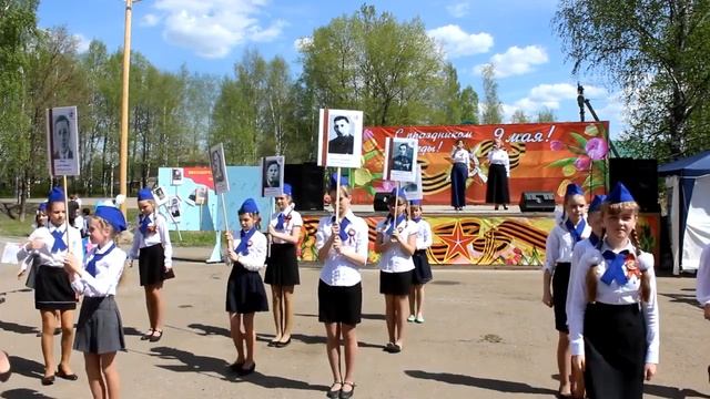 Роза Семенова и Света Михайлова - Салют героям смотреть онлайн