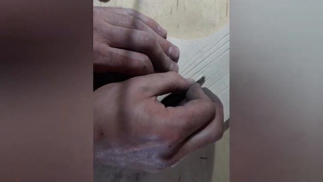 Контурный резак по дереву из пилки по металлу. Своими руками. смотреть онлайн