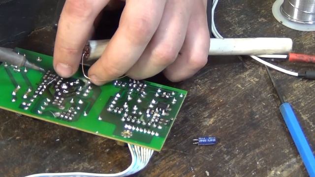 Ремонт ресивера триколор GS8300. Переделка блока питания. смотреть онлайн