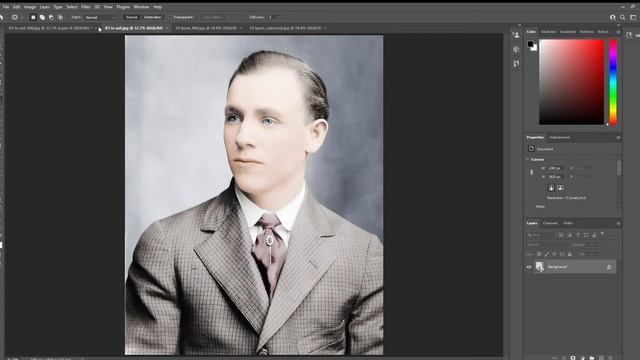 Comparing the Manual and Automatic Colorization in Photoshop! смотреть онлайн