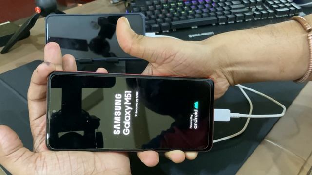Samsung Galaxy M51 Solve Battery Draining & Heating Issue After One UI Core 3.1 Android 11 Update смотреть онлайн