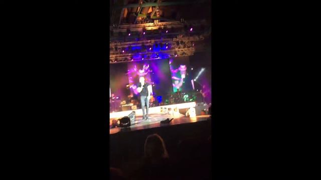 Francesco Gabbani Live @ Mandela Forum 20/1/18 смотреть онлайн