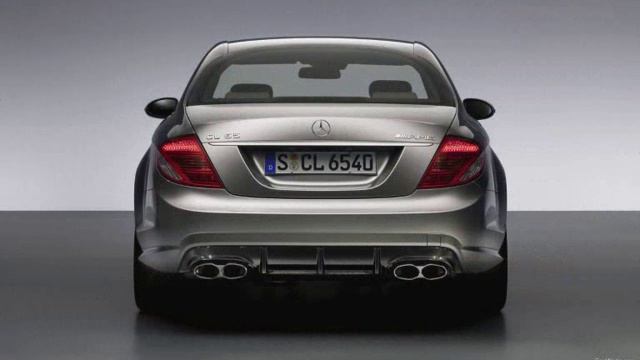 Mercedes-Benz CL65 AMG vs. S65 AMG смотреть онлайн
