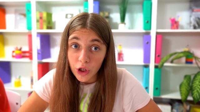 БЫВШАЯ САВЫ ДОВЕЛА ЕВУ! ОНА ТЕПЕРЬ УЧИТСЯ С НЕЙ В ОДНОМ КЛАССЕ! смотреть онлайн