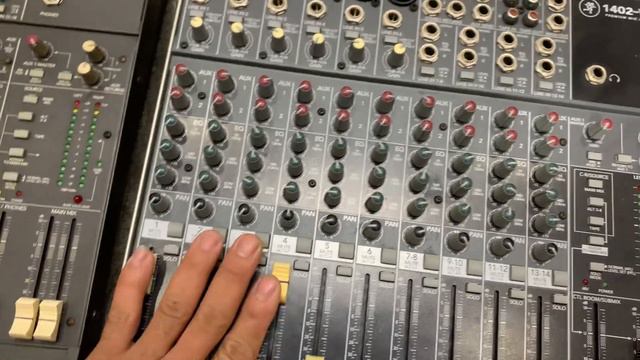 chỉ 5, 6 tr đã có những dòng mixer xịn cho ae😍😍 Mackey 1402 vlz, vlz3, Yamaha Mx 12/4👉0363648707 смотреть онлайн