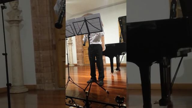CHIRIMIA (solo oboe) смотреть онлайн