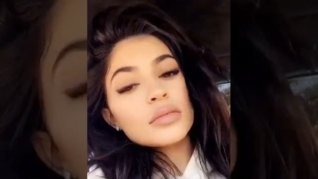 Kylie Jenner смотреть онлайн