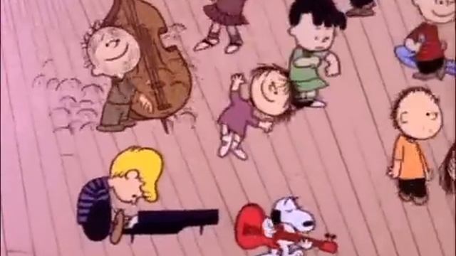 Charlie Brown Christmas Dance смотреть онлайн