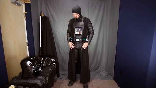 Putting on a movie accurate Darth Vader suit смотреть онлайн