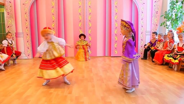 Красивые песни из спектакля Царевна Лягушка смотреть онлайн