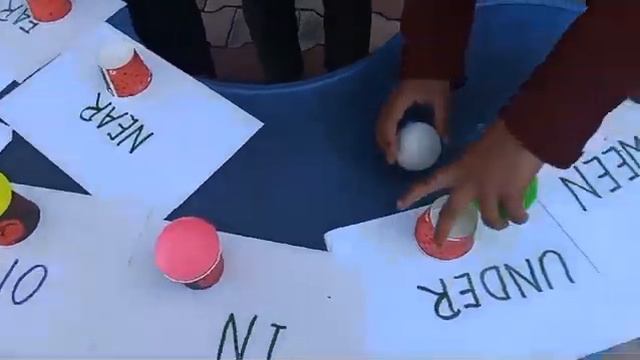 No Stress Just Play and Learn - Prepositions смотреть онлайн