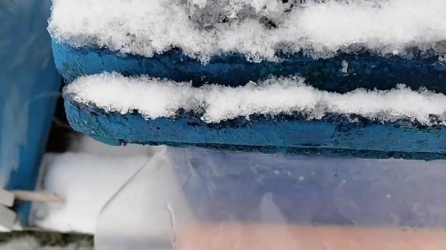 Пасека в ёлочках со всеми недостатками! смотреть онлайн