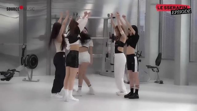 [ RUS SUB ] LE SSERAFIM 1-й мини-альбом "FEARLESS" MV Shoot Sketch (2) смотреть онлайн
